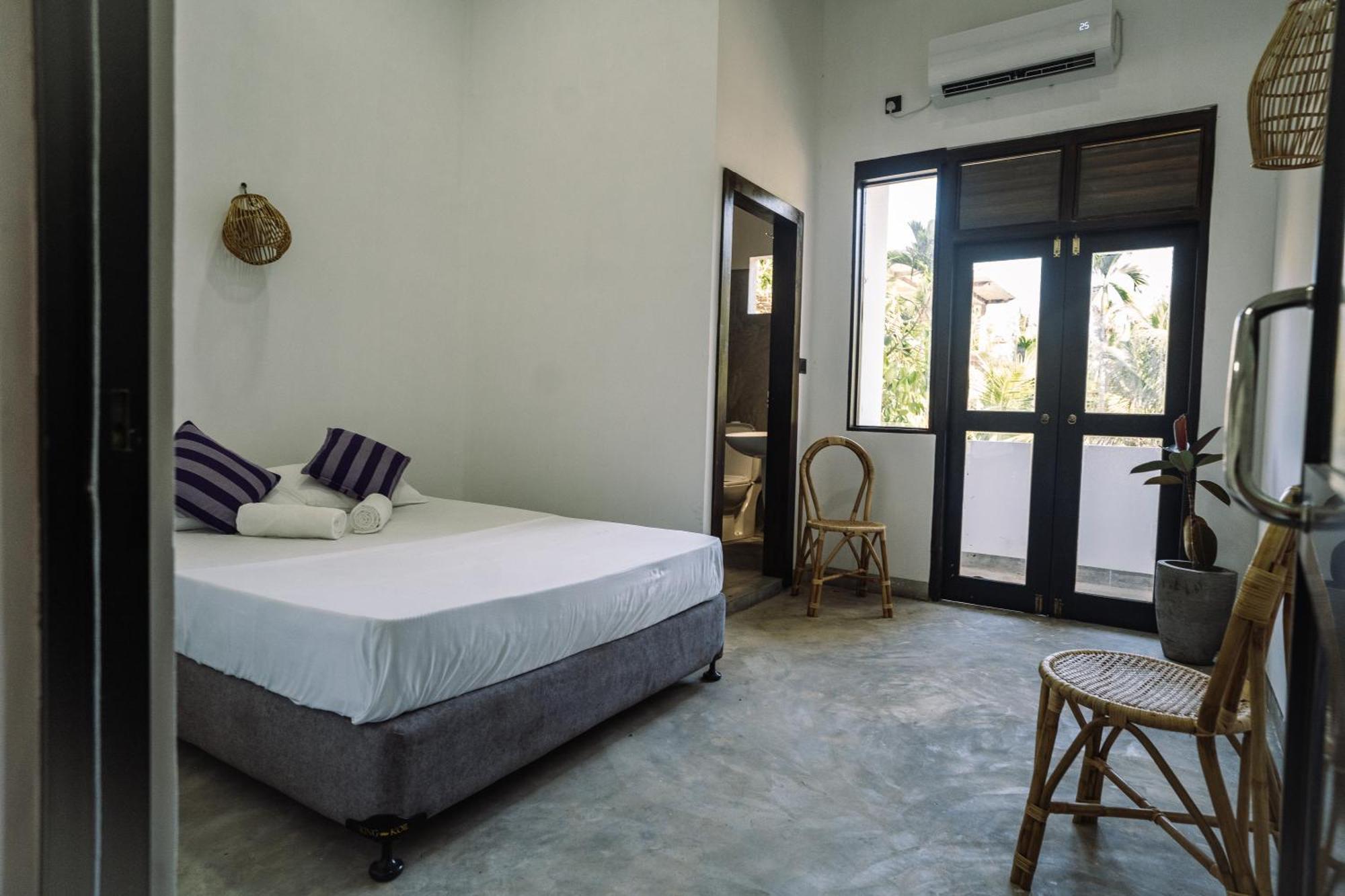 Chill Vibes Hiriketiya Hostel Dikwella Ngoại thất bức ảnh
