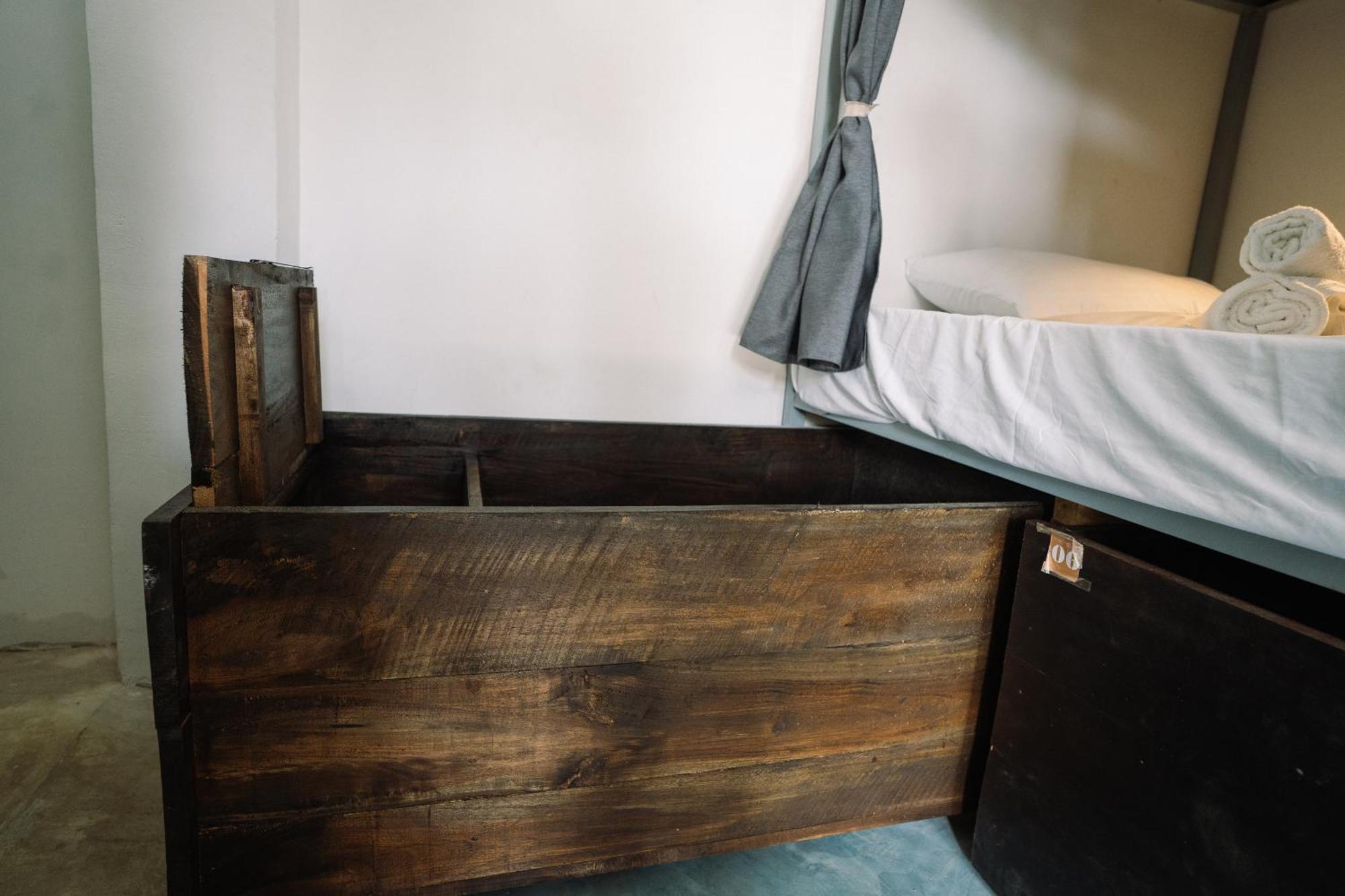Chill Vibes Hiriketiya Hostel Dikwella Ngoại thất bức ảnh